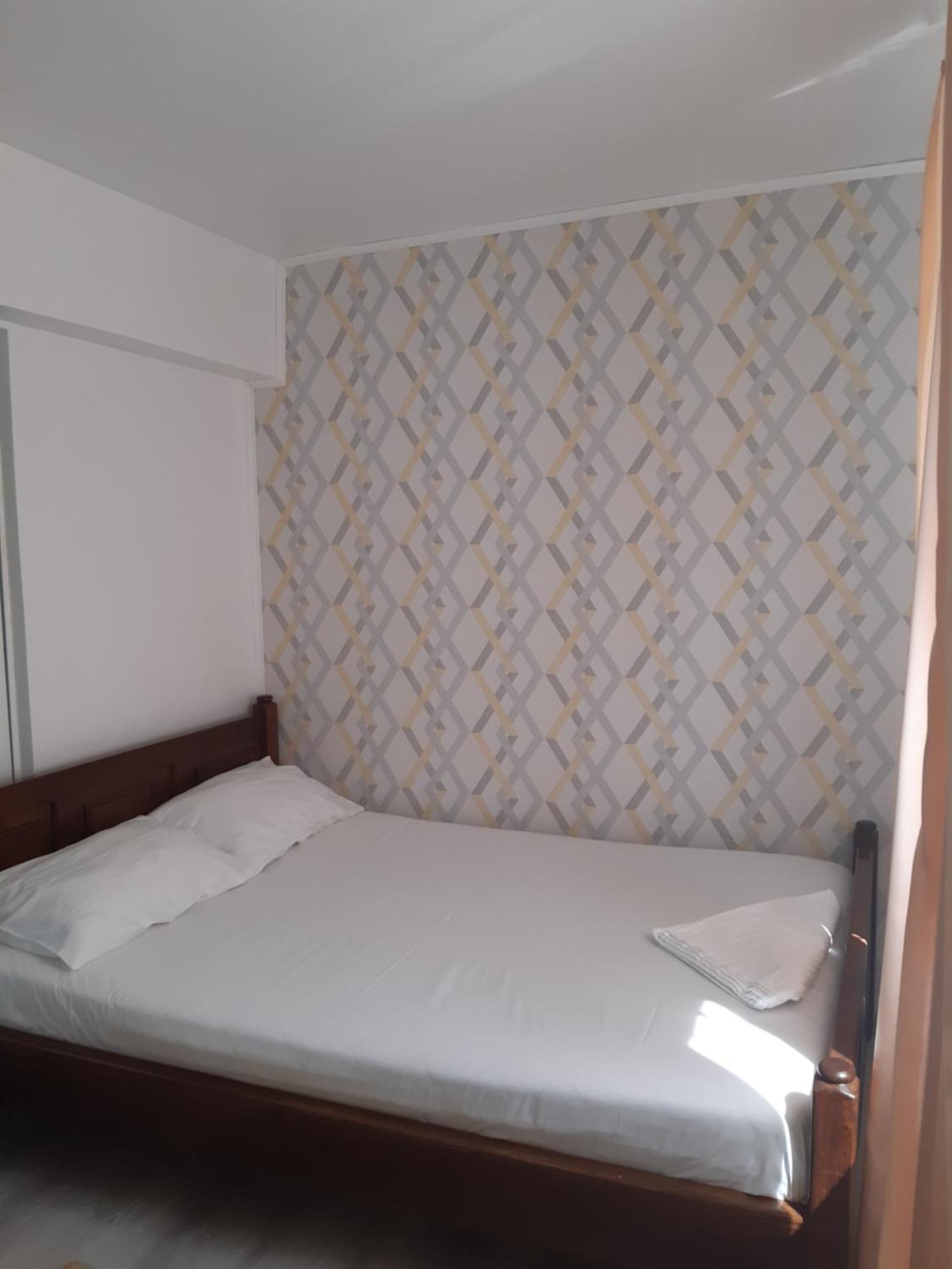Miha'S Apartament 苏利纳 外观 照片