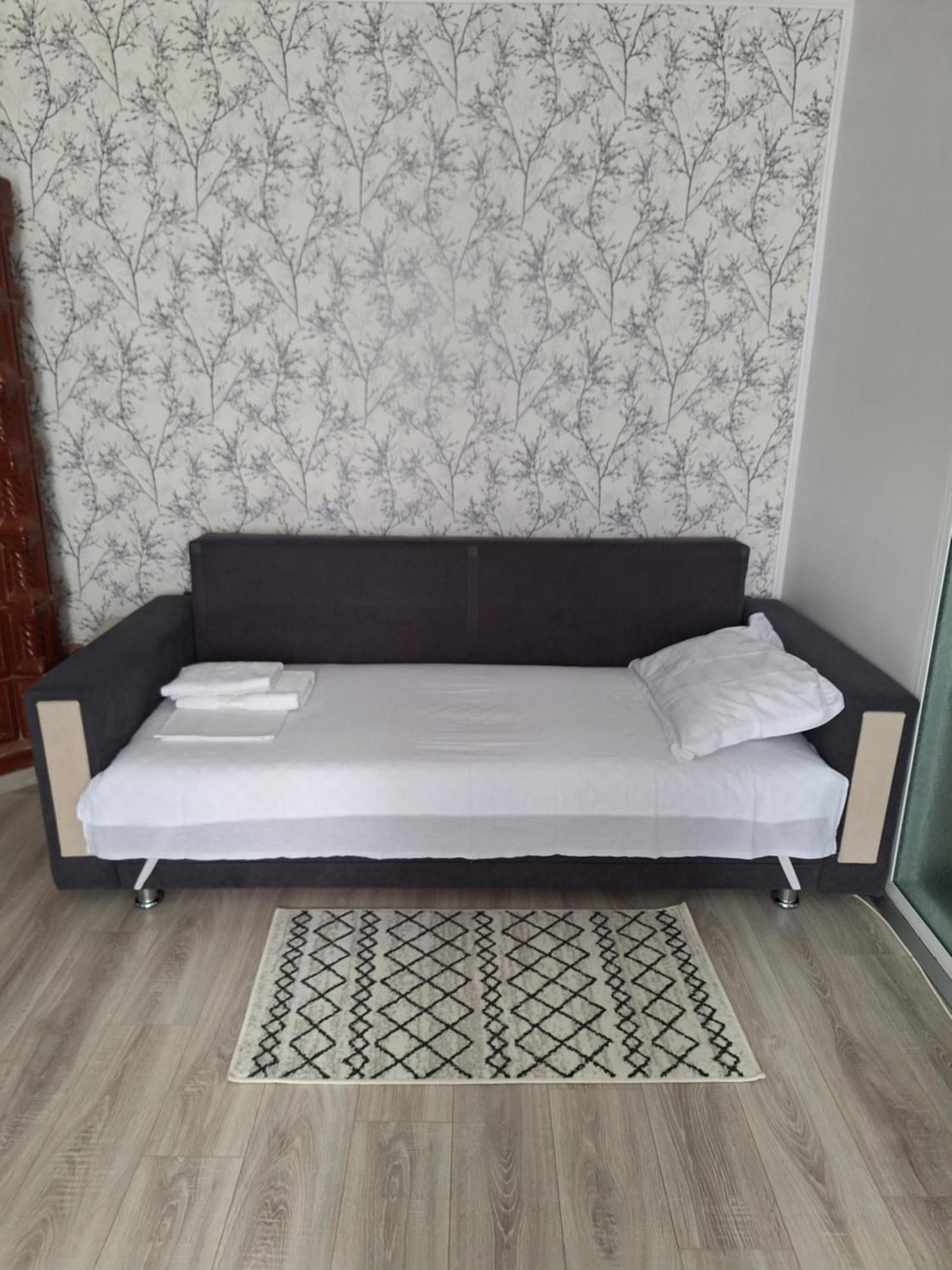 Miha'S Apartament 苏利纳 外观 照片